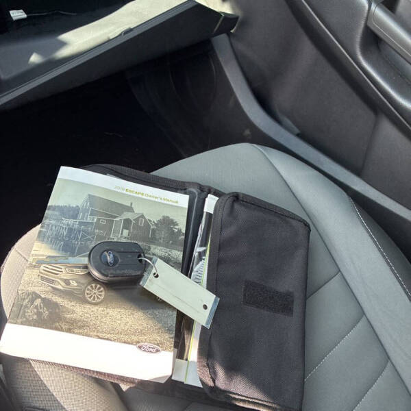 2019 Ford Escape S