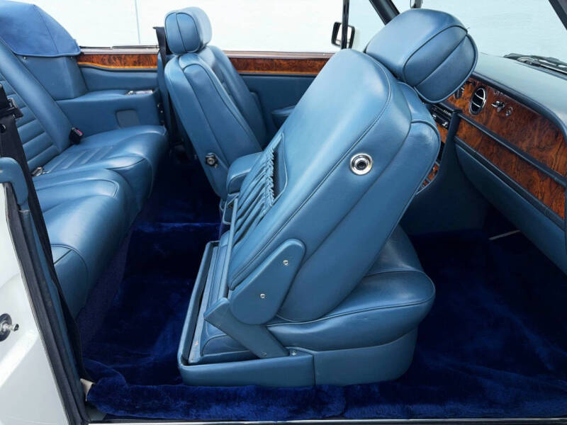 1989 Rolls-Royce Corniche