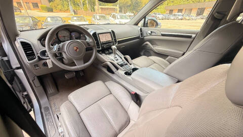 2011 Porsche Cayenne S Hybrid