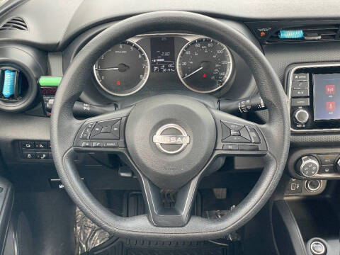 2023 Nissan Kicks S
