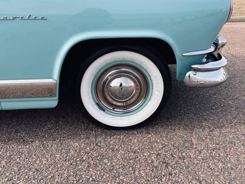 1952 Kaiser TRAVLER