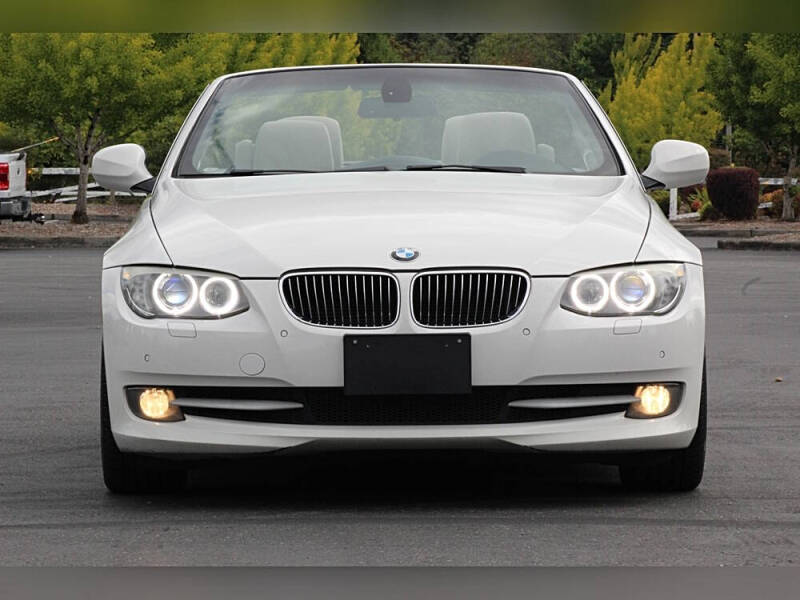 2011 BMW 3 Series 335i