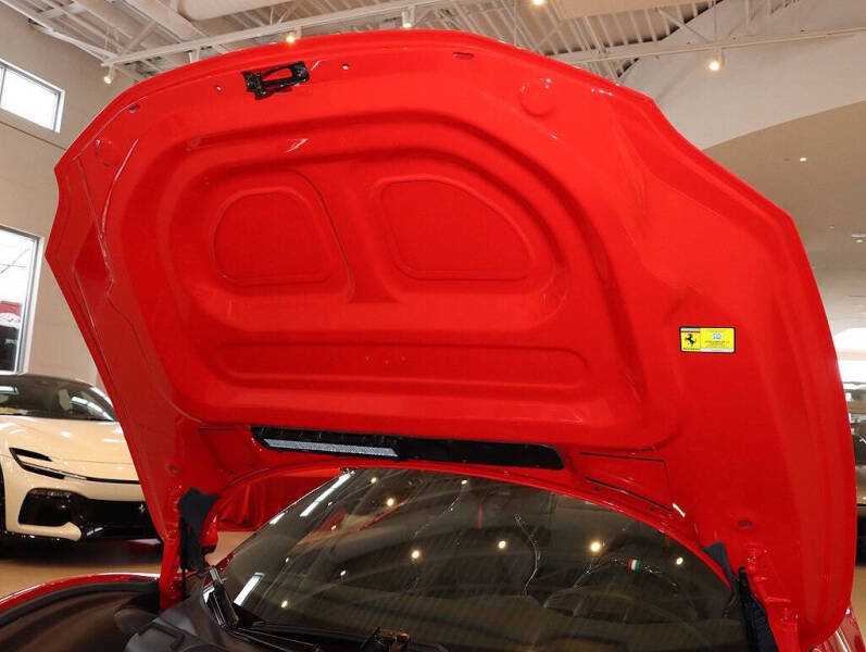 2024 Ferrari 296 GTS