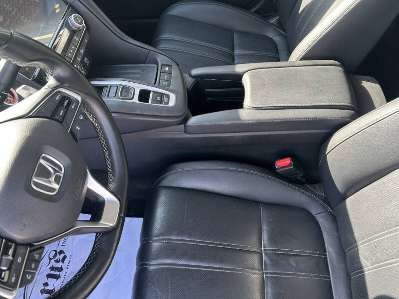 2019 Honda Insight Touring