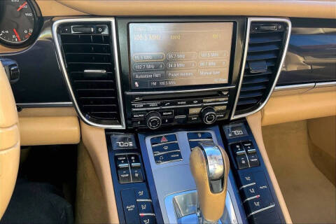 2012 Porsche Panamera