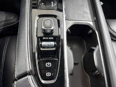 2021 Volvo XC90 Recharge T8 Inscription 6P