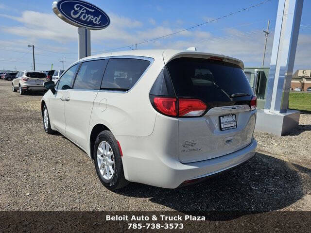 2017 Chrysler Pacifica Touring Plus