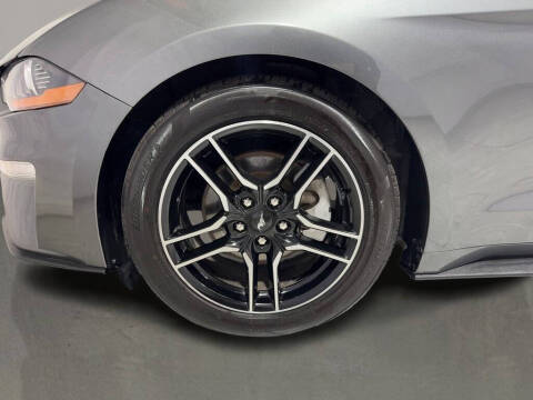 2022 Ford Mustang EcoBoost Premium