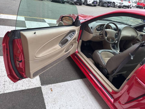 2001 Ford Mustang SVT Cobra
