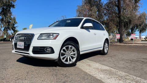 2016 Audi Q5 2.0T quattro Premium