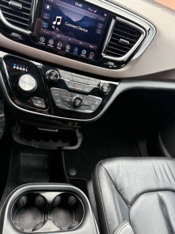 2018 Chrysler Pacifica Touring L