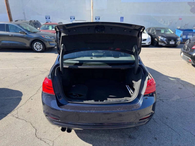 2017 BMW 3 Series 330e iPerformance