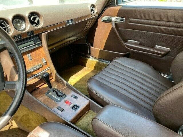 1987 Mercedes-Benz 560-Class 560 SL
