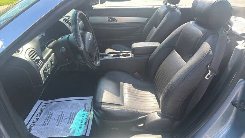 2005 Ford Thunderbird Deluxe