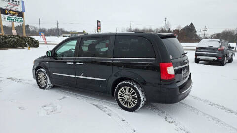2014 Chrysler Town and Country 30th Anniversary