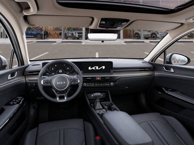 2025 Kia K5 EX