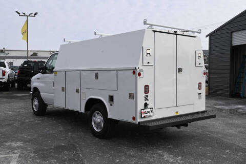 2025 Ford E-Series
