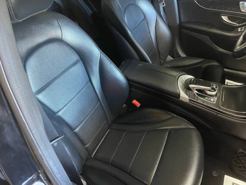 2016 Mercedes-Benz C-Class