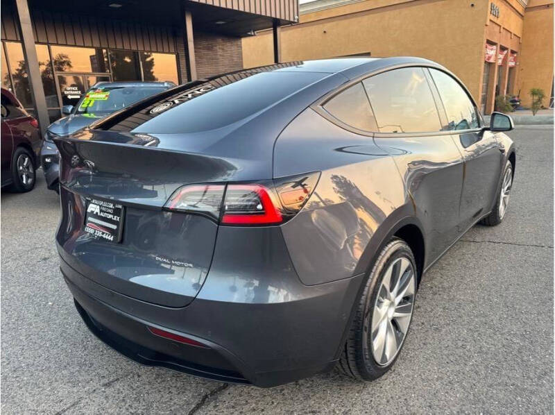 2020 Tesla Model Y Long Range