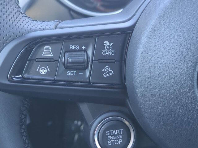 2025 Alfa Romeo Stelvio