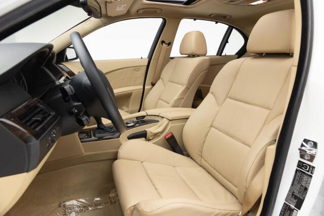 2004 BMW 5 Series 545i