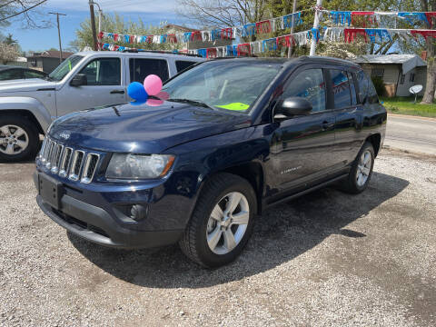 2016 Jeep Compass for sale at Antique Motors in Plymouth IN