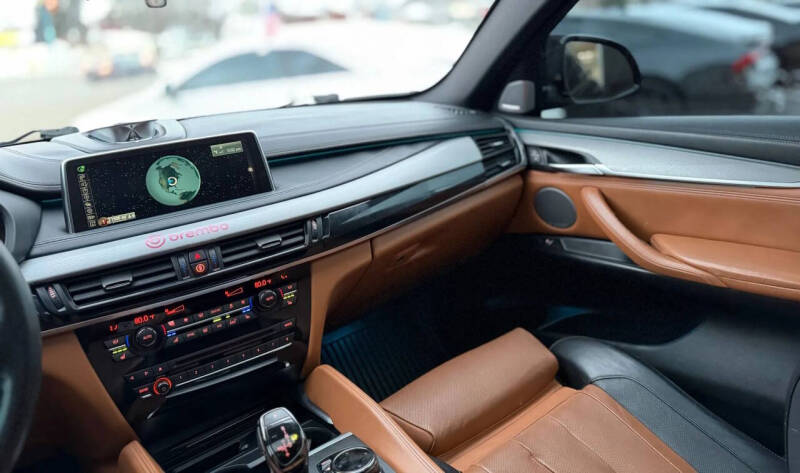 2016 BMW X6 xDrive50i