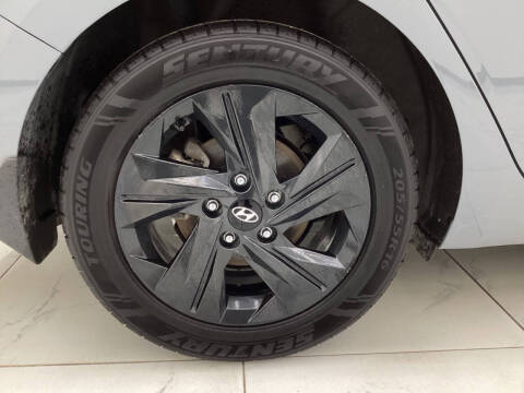 2023 Hyundai Elantra