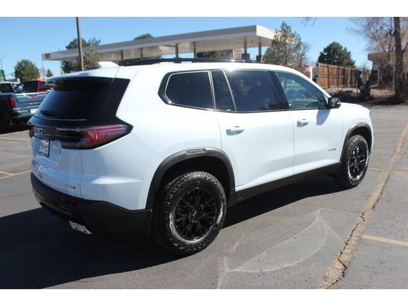 2026 GMC Acadia AT4