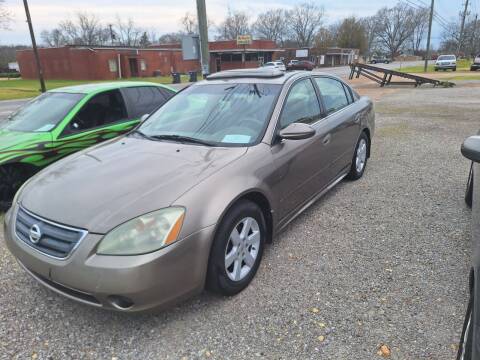 2004 Nissan Altima for sale at VAUGHN'S USED CARS in Guin AL
