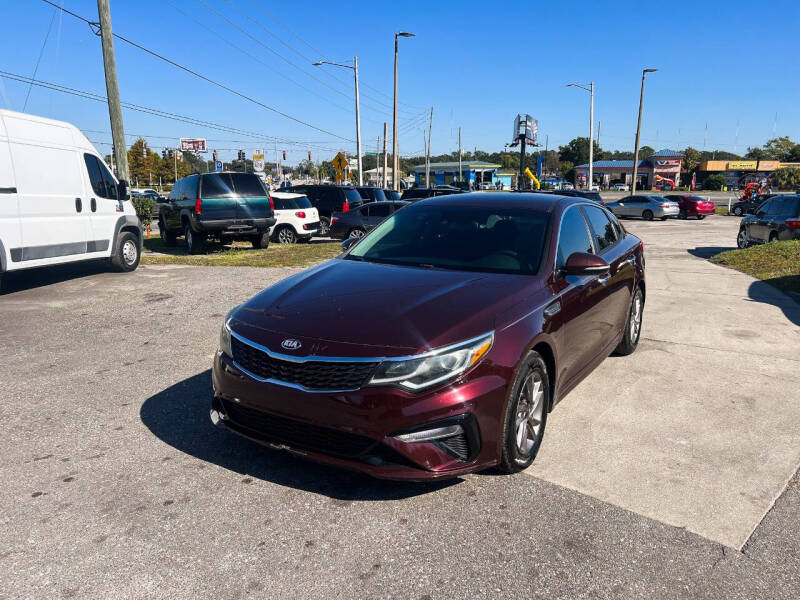 2020 Kia Optima LX's photo