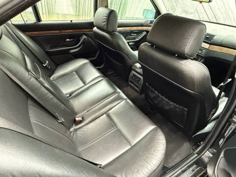 2001 BMW 5 Series 540i