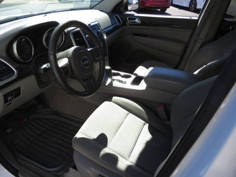 2013 Jeep Grand Cherokee Laredo