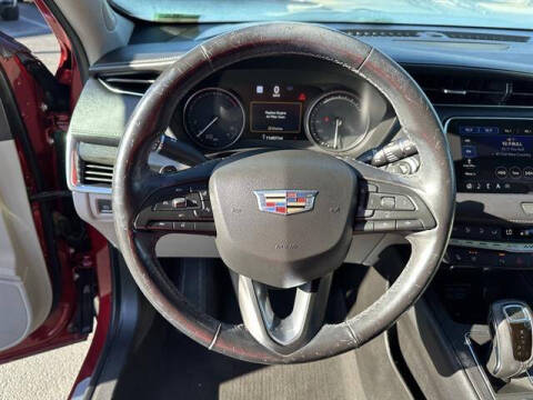 2019 Cadillac XT4 Premium Luxury