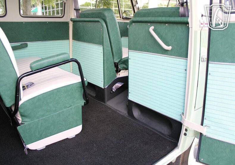 1974 Volkswagen Samba