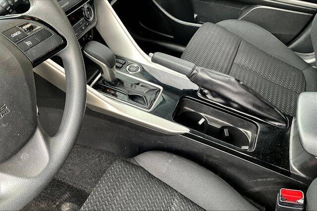 2022 Mitsubishi Eclipse Cross LE