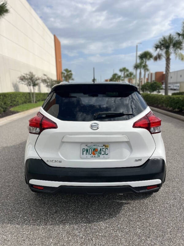2018 Nissan Kicks SR