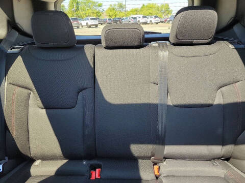 2023 Jeep Renegade Trailhawk