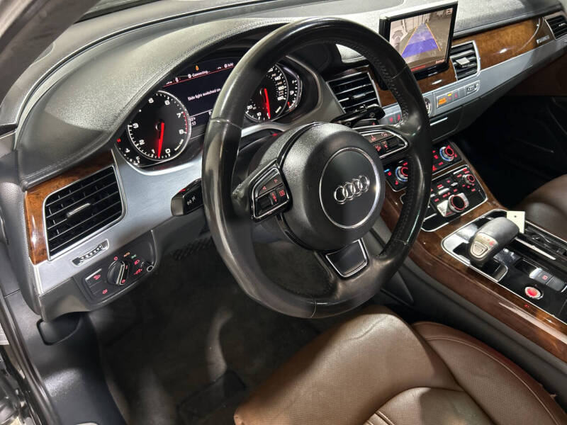 2011 Audi A8 quattro