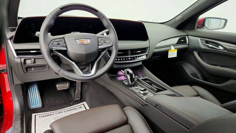 2025 Cadillac CT5 Sport