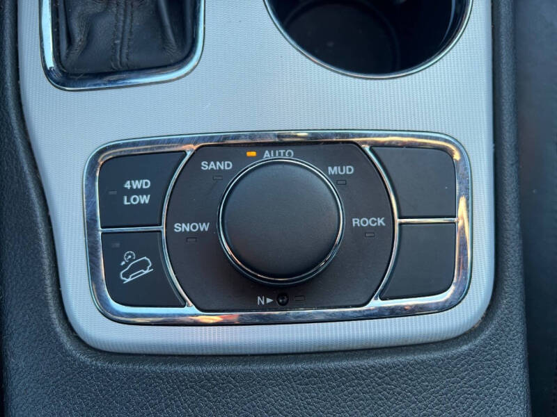 2018 Jeep Grand Cherokee Sterling Edition