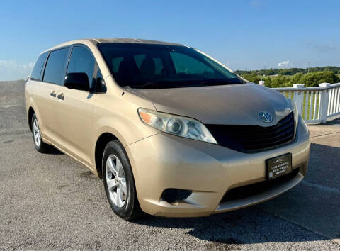 2011 Toyota Sienna Base 7-Passenger