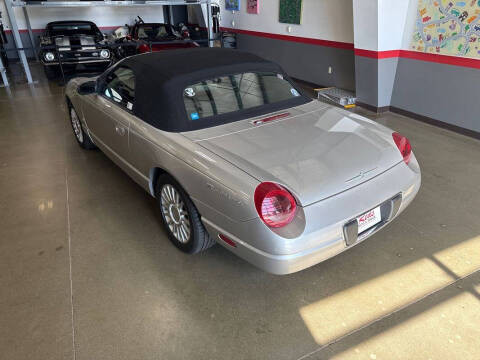 2004 Ford Thunderbird Deluxe
