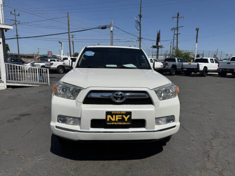 2013 Toyota 4Runner SR5