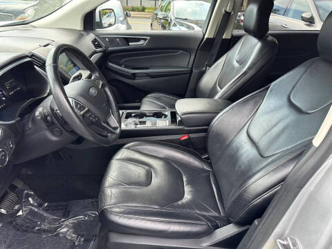 2019 Ford Edge Titanium