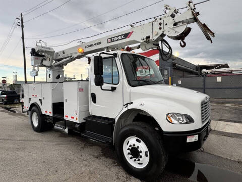 2017 Freightliner M2 106