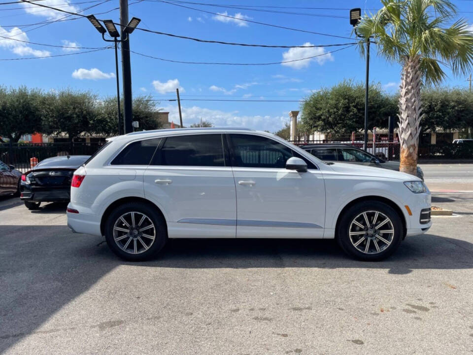 2017 Audi Q7 for sale at SMART CHOICE AUTO in Pasadena, TX