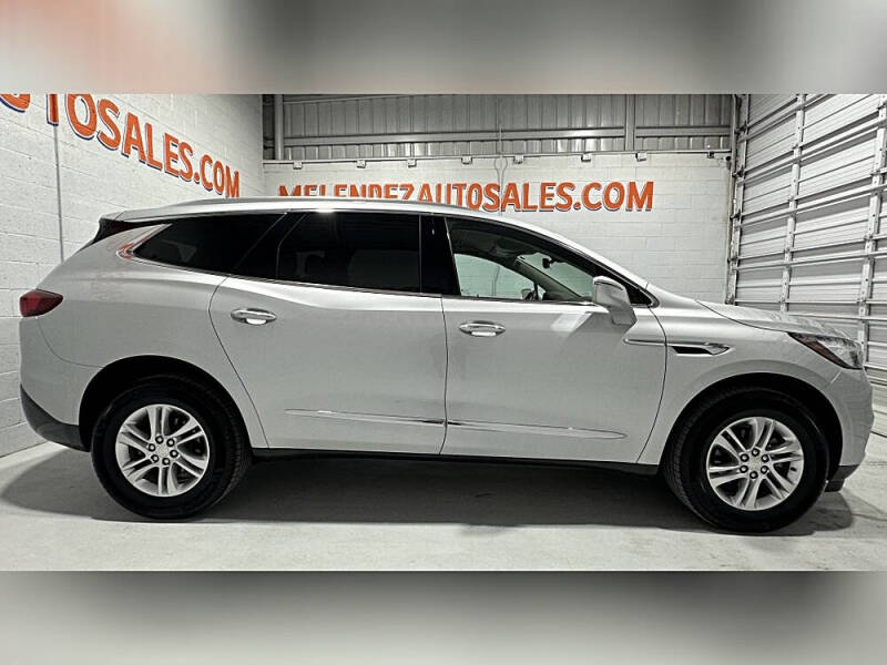 2020 Buick Enclave Essence