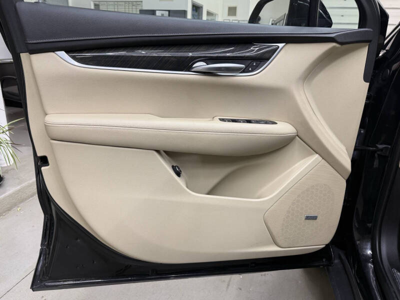 2018 Cadillac XT5