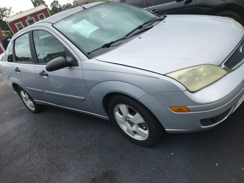 2007 Ford Focus for sale at Main Street Autos Sales and Service LLC in Whitehouse TX